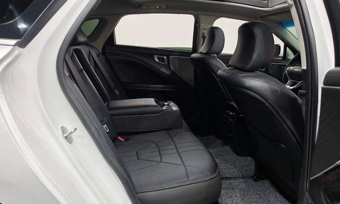 Kia K8 3.5 LPG 2WD Noblesse  * koreiskikoli.bg * , снимка 12 - Автомобили и джипове - 55739389