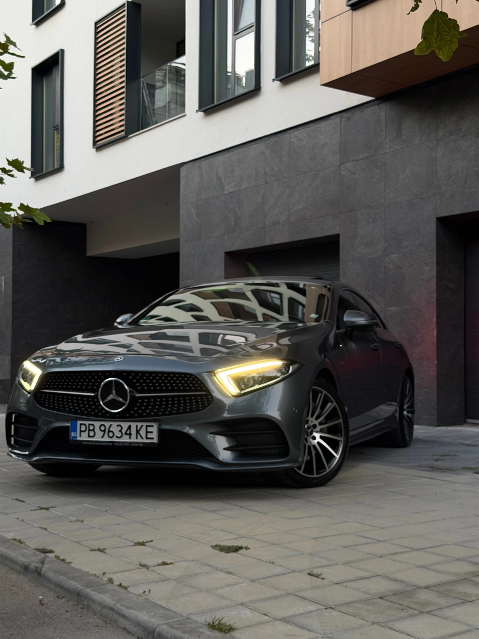 Mercedes-Benz CLS 400 400d, снимка 2 - Автомобили и джипове - 56122173