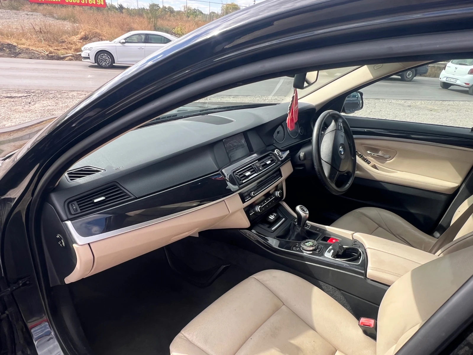 BMW 520, снимка 13 - Автомобили и джипове - 56233168