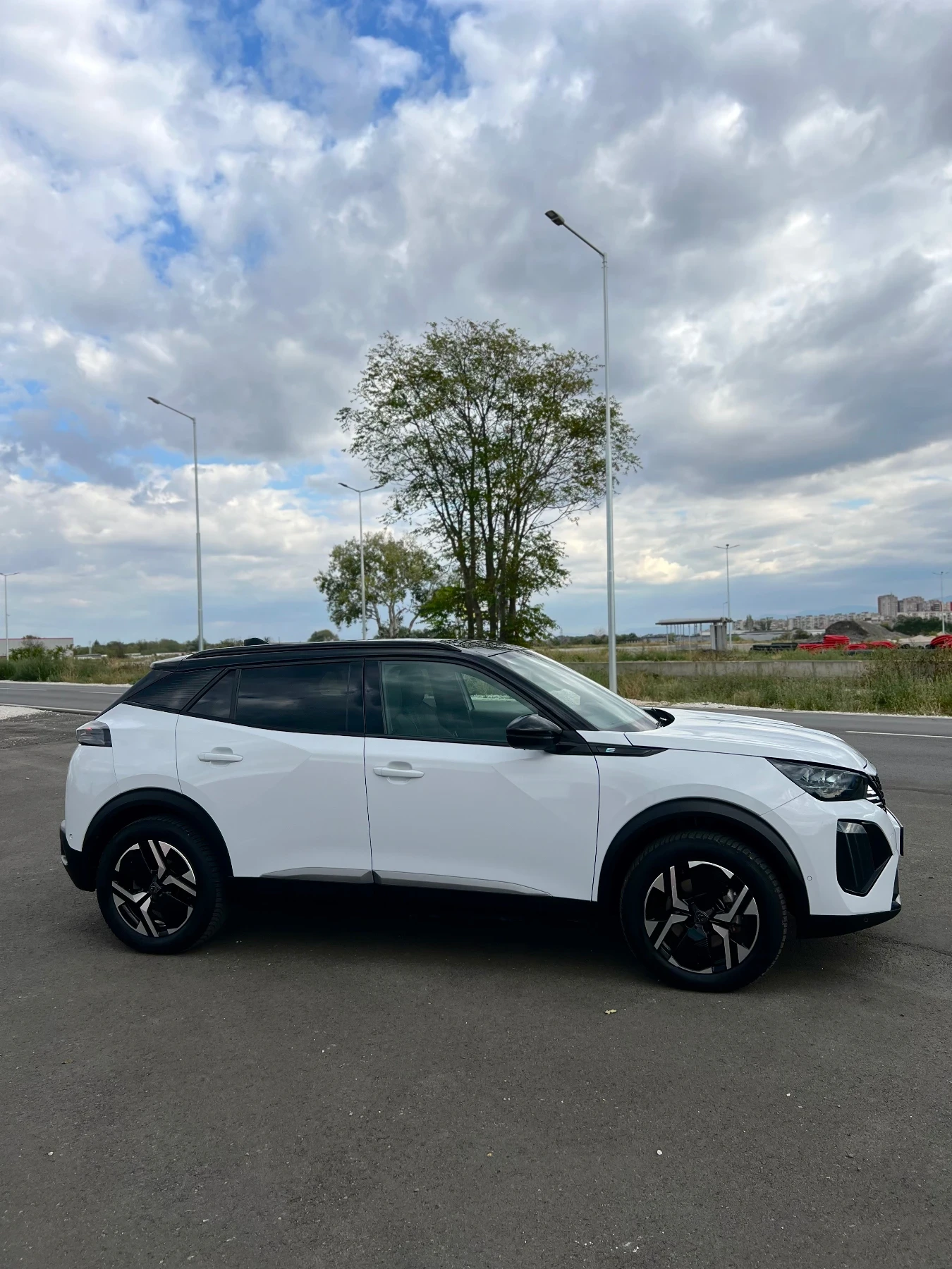 Peugeot 2008 GT 54KW FACELIFT, снимка 3 - Автомобили и джипове - 56318197