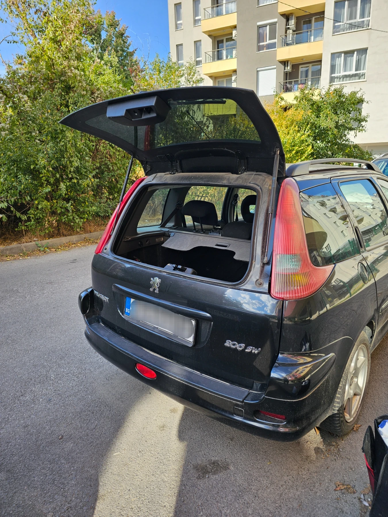 Peugeot 206, снимка 6 - Автомобили и джипове - 56441215
