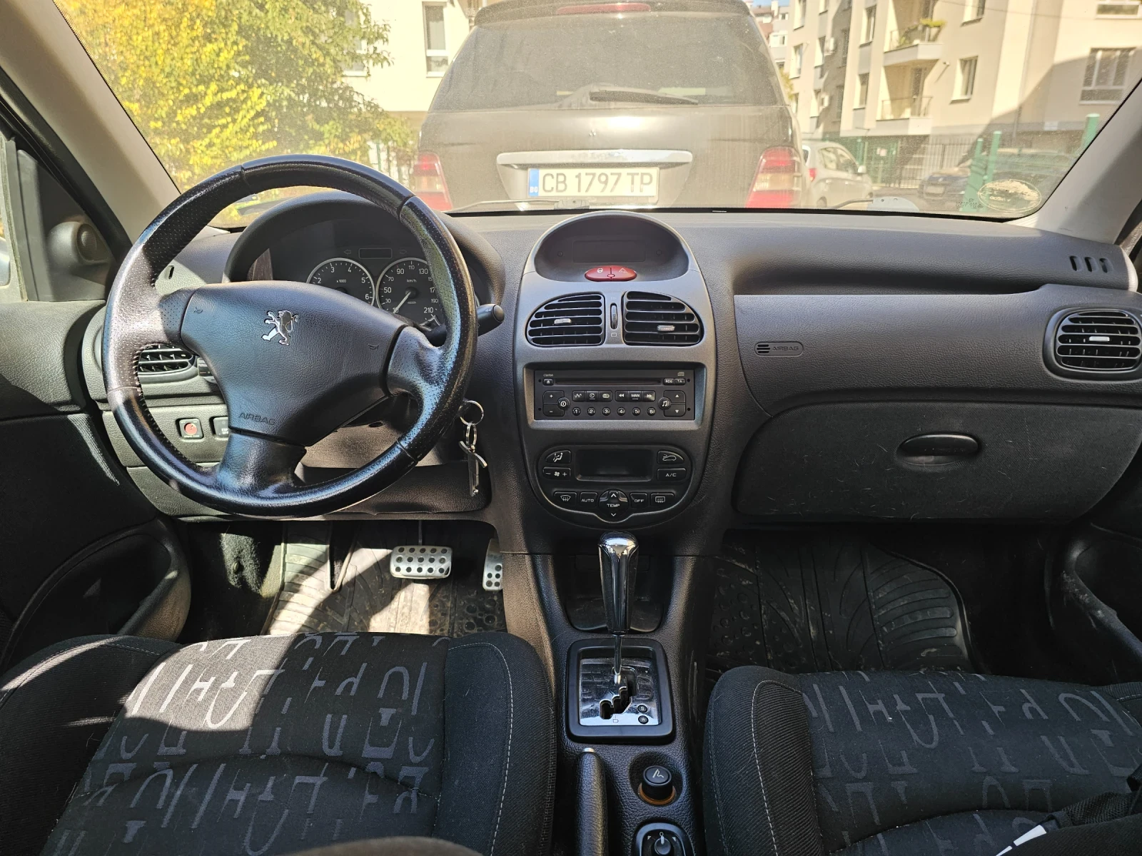 Peugeot 206, снимка 4 - Автомобили и джипове - 56441215