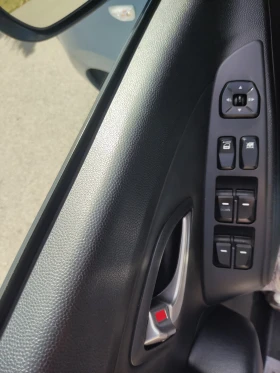 Hyundai IX35 1.6 бензин/газ, снимка 12
