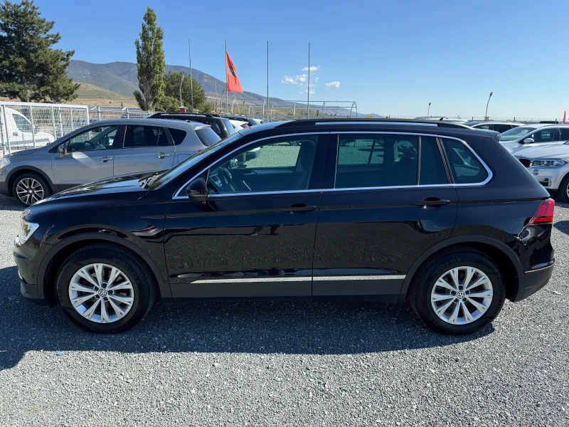 VW Tiguan (KATO НОВА), снимка 10 - Автомобили и джипове - 47424288