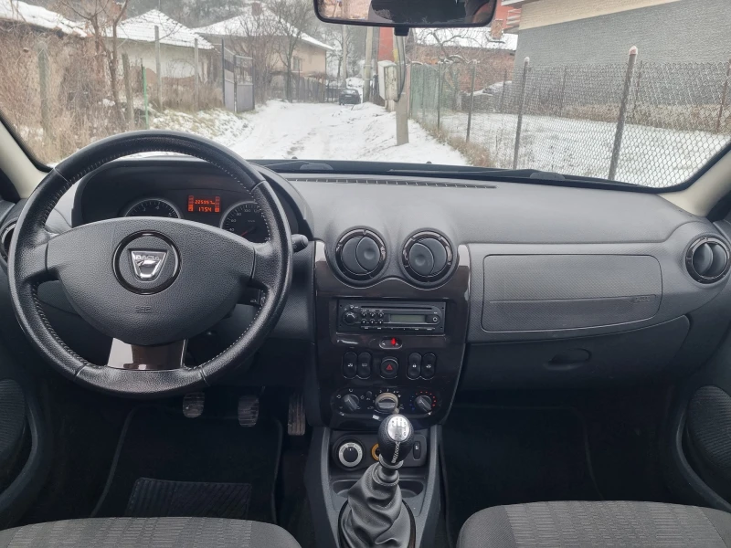 Dacia Duster 1.5DCI, 4x4, 110k.c, снимка 11 - Автомобили и джипове - 48716411