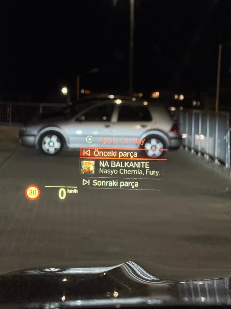 BMW X7 M50i* SKY LOUNGE* LASER LIGHT * МАСАЖ* , снимка 10 - Автомобили и джипове - 52448381