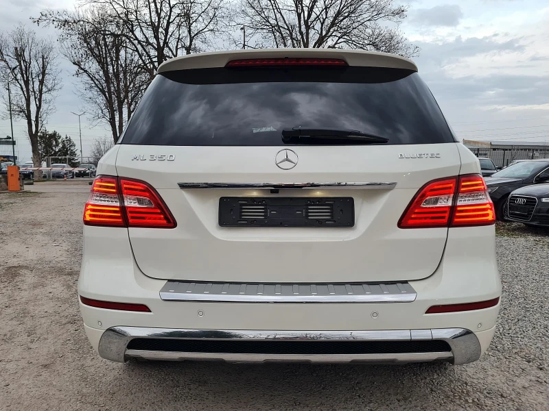 Mercedes-Benz ML 350 258kc/AMG/KEYLESS/4 KAMERA/21-ZOLL, снимка 6 - Автомобили и джипове - 52942929