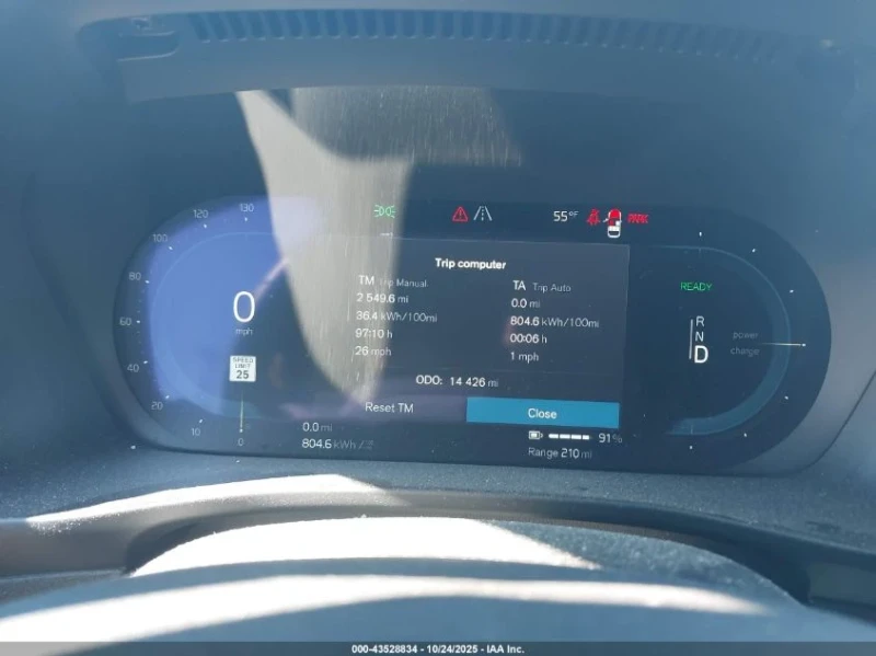 Volvo XC40 RECHARGE PURE ELECTRIC TWIN ULTIMATE, снимка 7 - Автомобили и джипове - 53421110