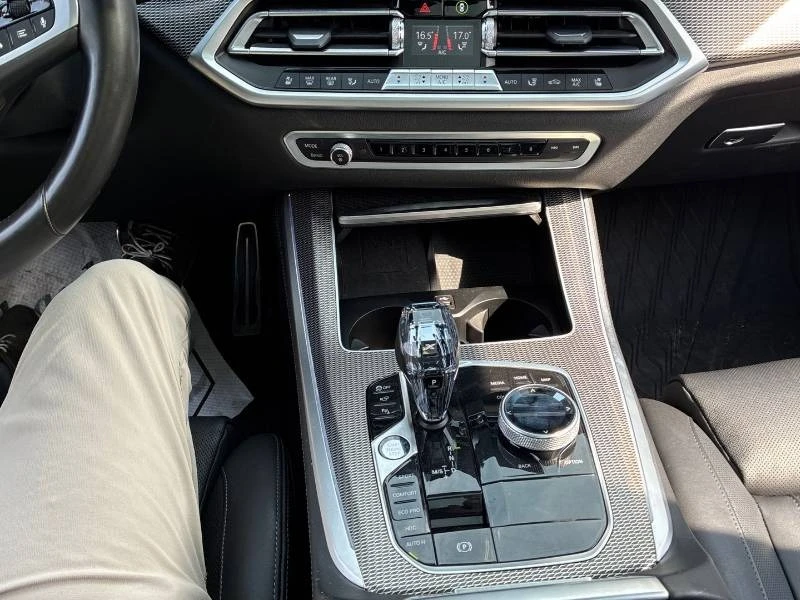BMW X5 * xDrive40i * ОБДУХВАНЕ * SWAROVSKI * PANO, снимка 11 - Автомобили и джипове - 55691442