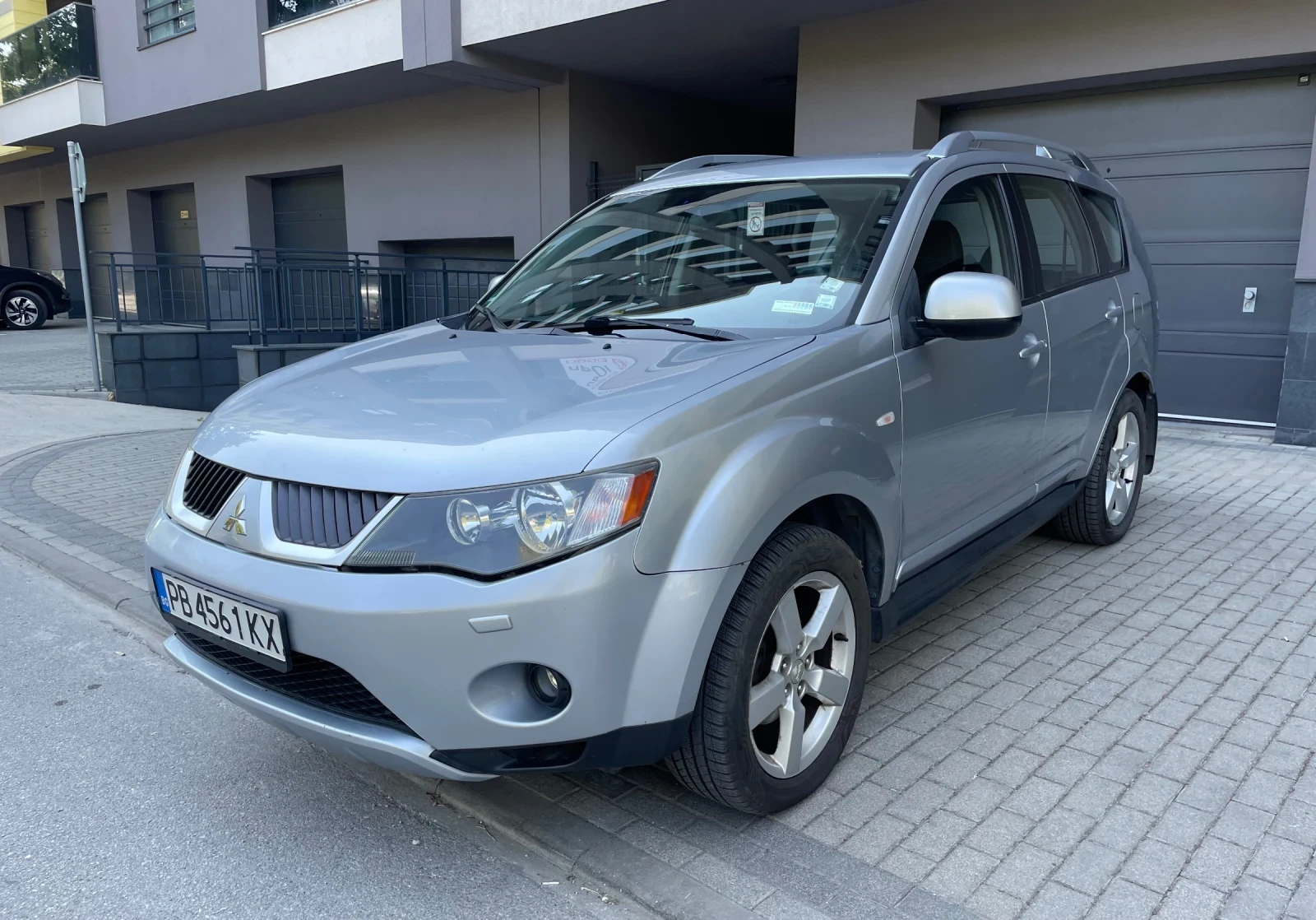 Mitsubishi Outlander 2.4I ГАЗ - изображение 2