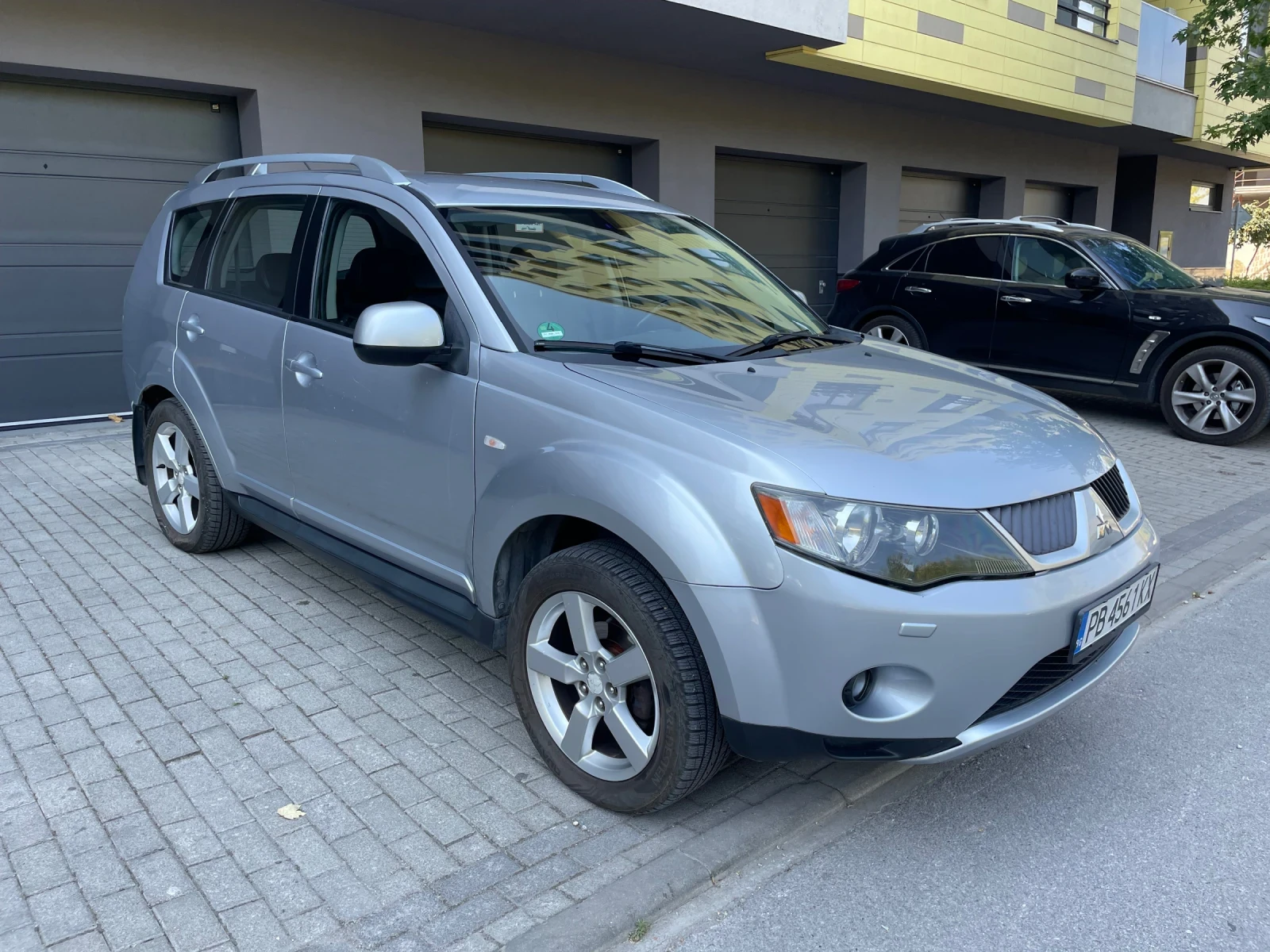 Mitsubishi Outlander 2.4I ГАЗ - изображение 8