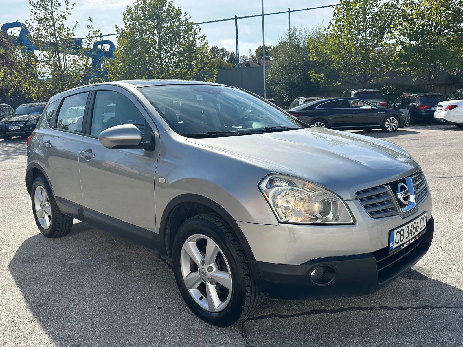 Nissan Qashqai 2.0DCI 4x4 - изображение 6