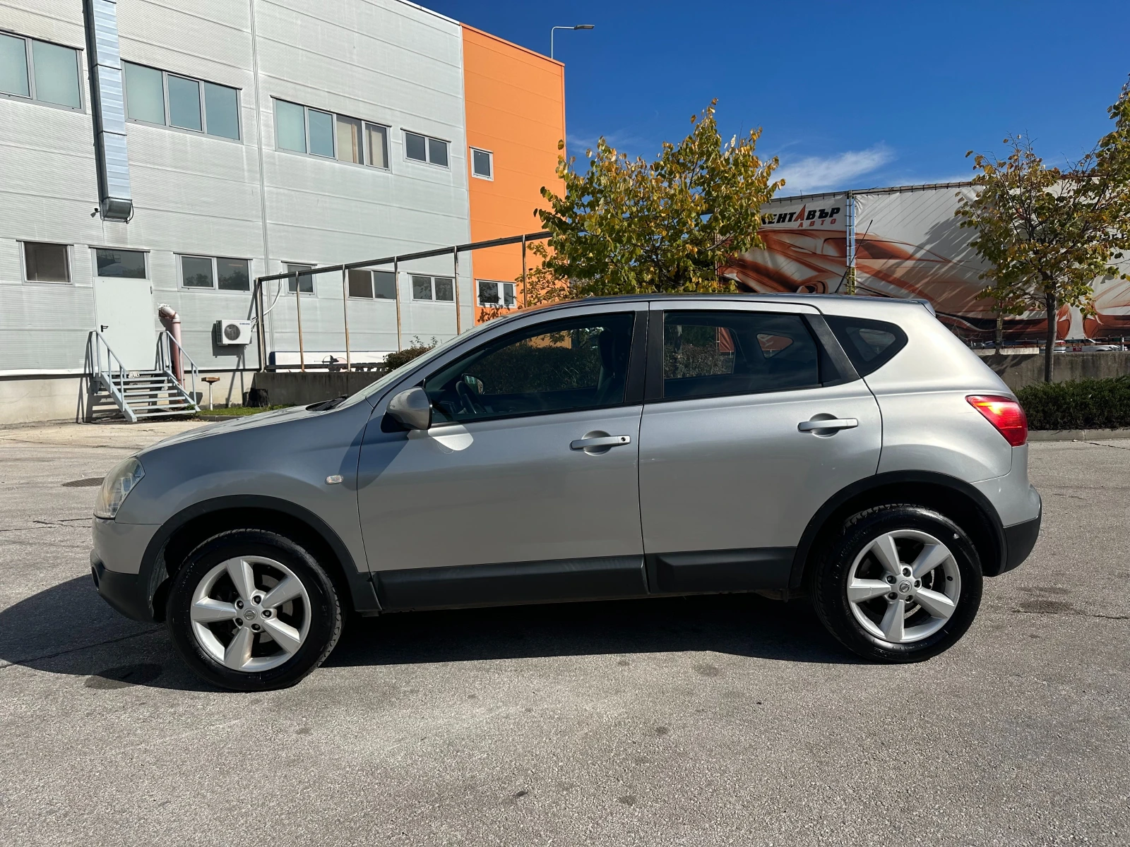 Nissan Qashqai 2.0DCI 4x4 - изображение 2