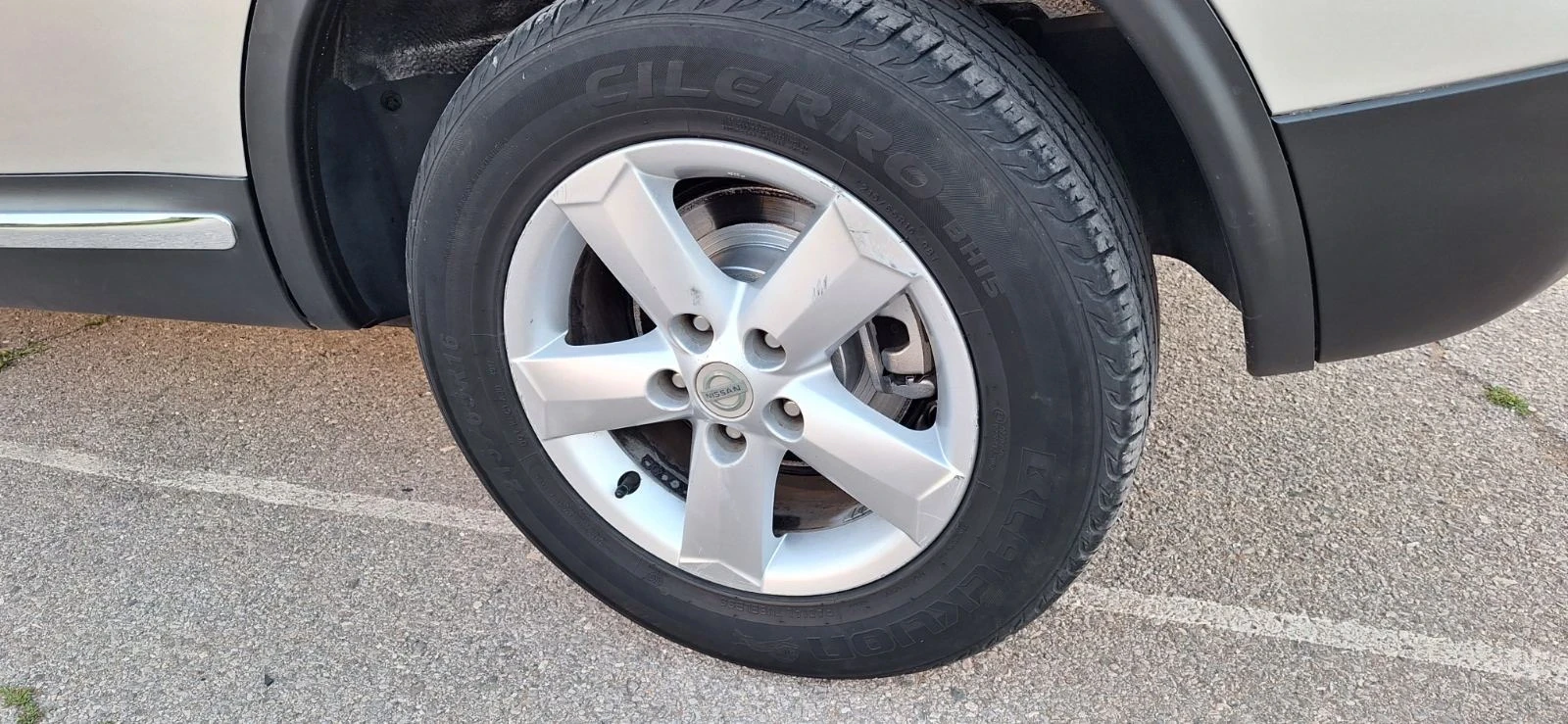 Nissan Qashqai 2.0/NAVI/AUTO/4X4 - изображение 9