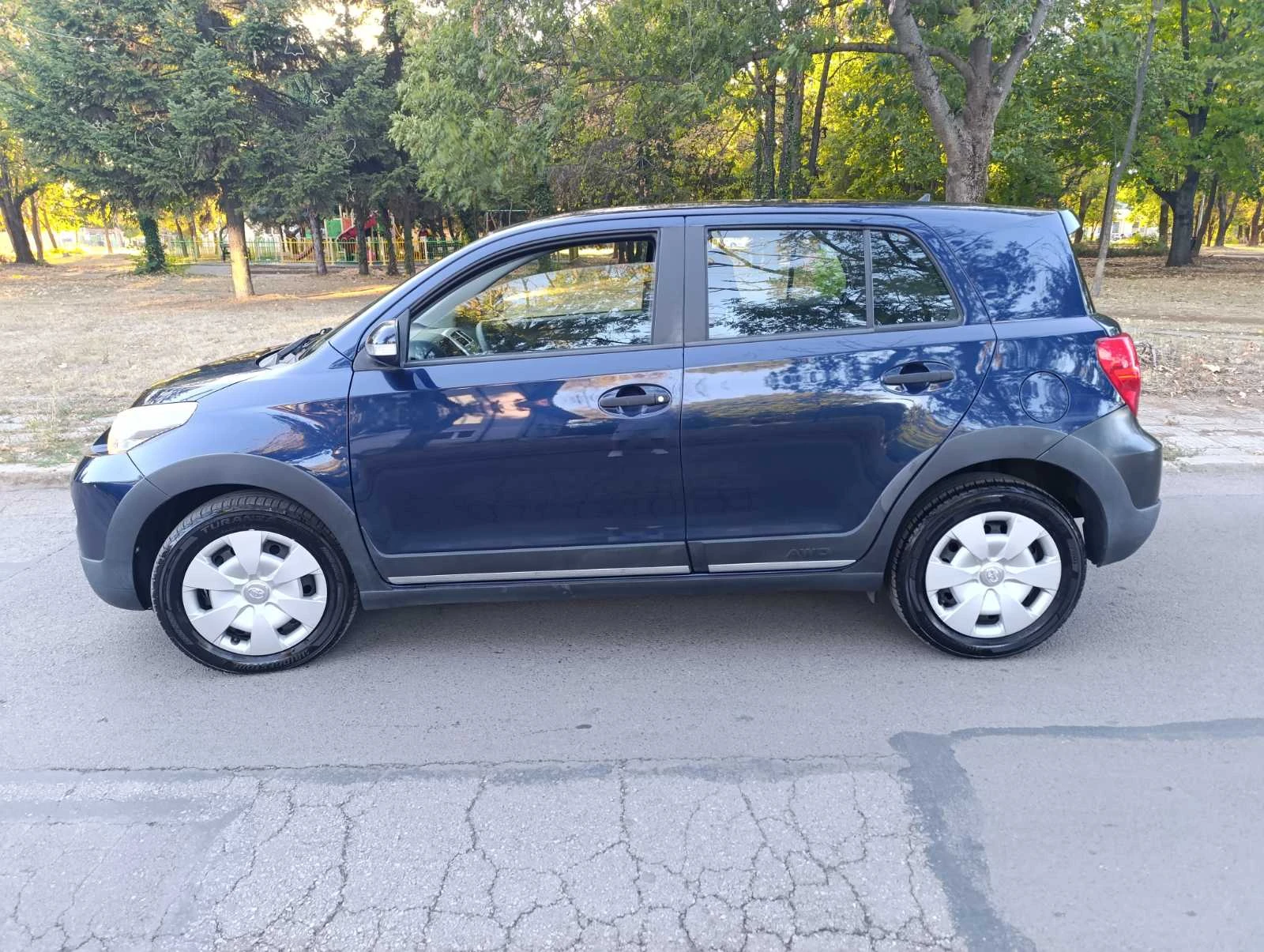 Toyota Urban Cruiser 1.4 D4D / 4x4 / 2009г. / 6 скорости  - изображение 8