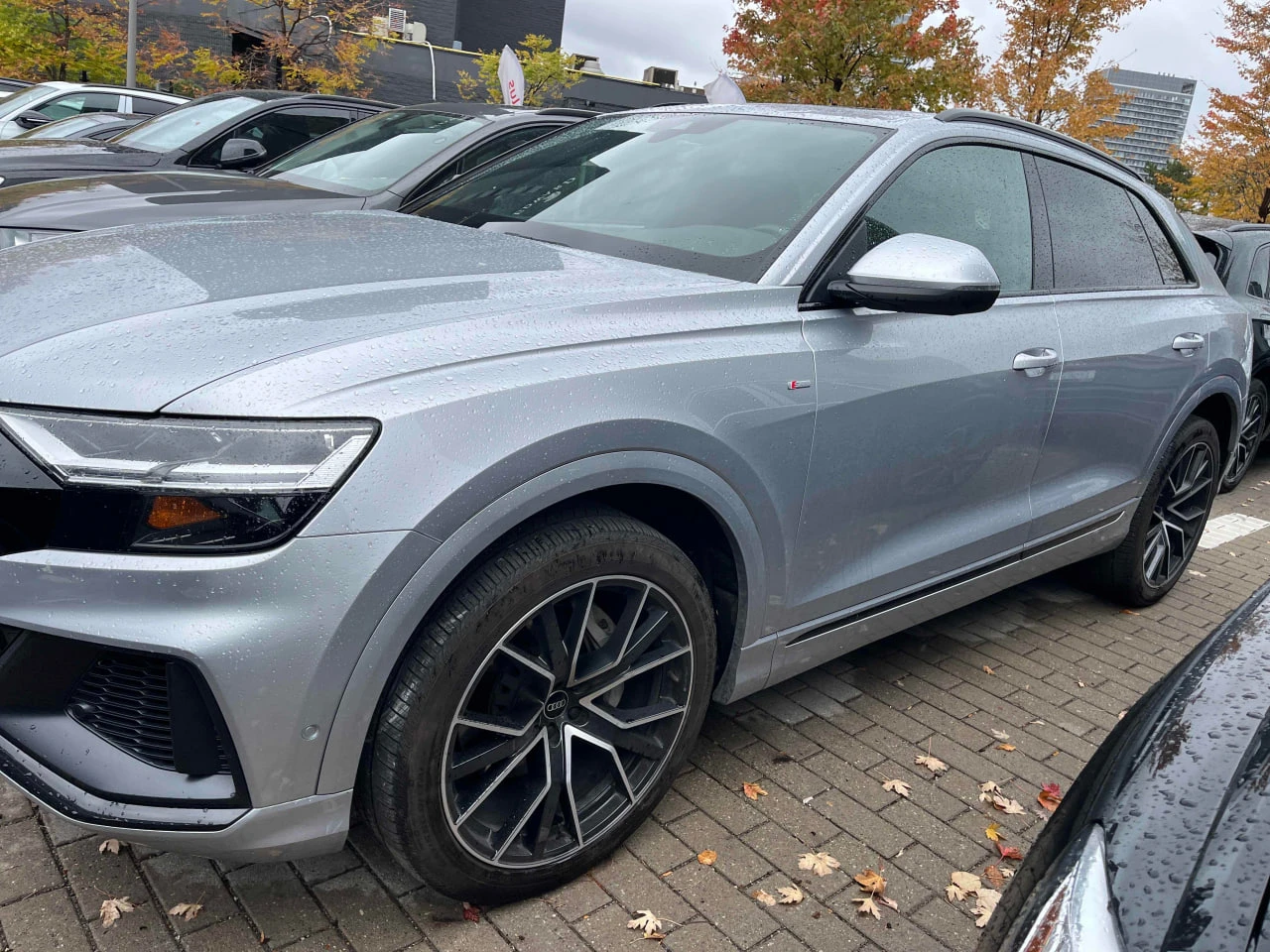 Audi Q8 CARFAX* *   *  | Mobile.bg   2