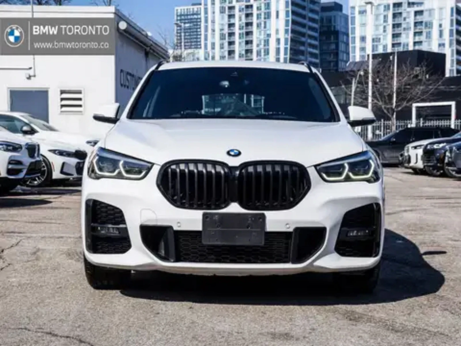 BMW X1 2022/82000KM/PANO/ПОДГРЕВ/ПАМЕТ/4Х4/8ZF | Auto.bg — изображение 1