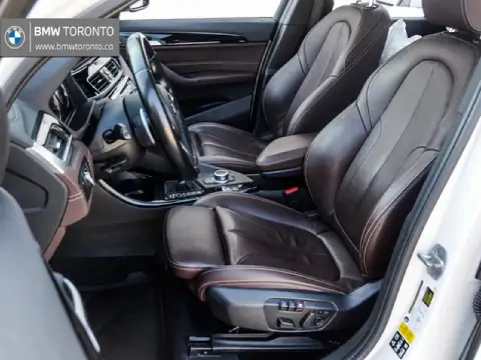 BMW X1 2022/82000KM/PANO/ПОДГРЕВ/ПАМЕТ/4Х4/8ZF, снимка 7 - Автомобили и джипове - 53884597