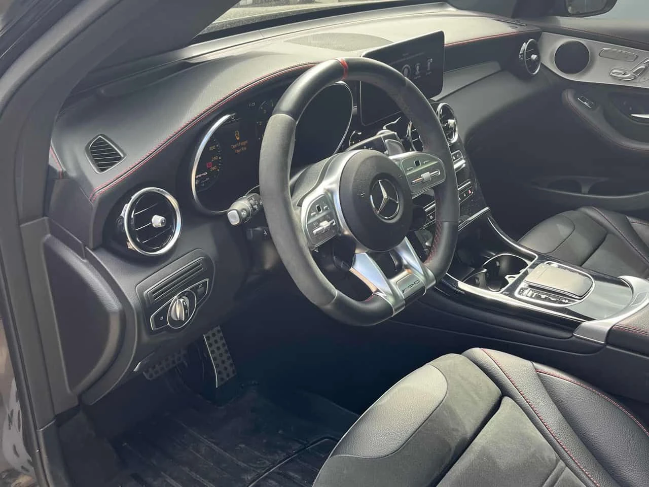 Mercedes-Benz GLC 43 AMG ПАНОРАМА/360 CAM/HUD/ВТОРИ ГУМИ, снимка 7 - Автомобили и джипове - 54399157