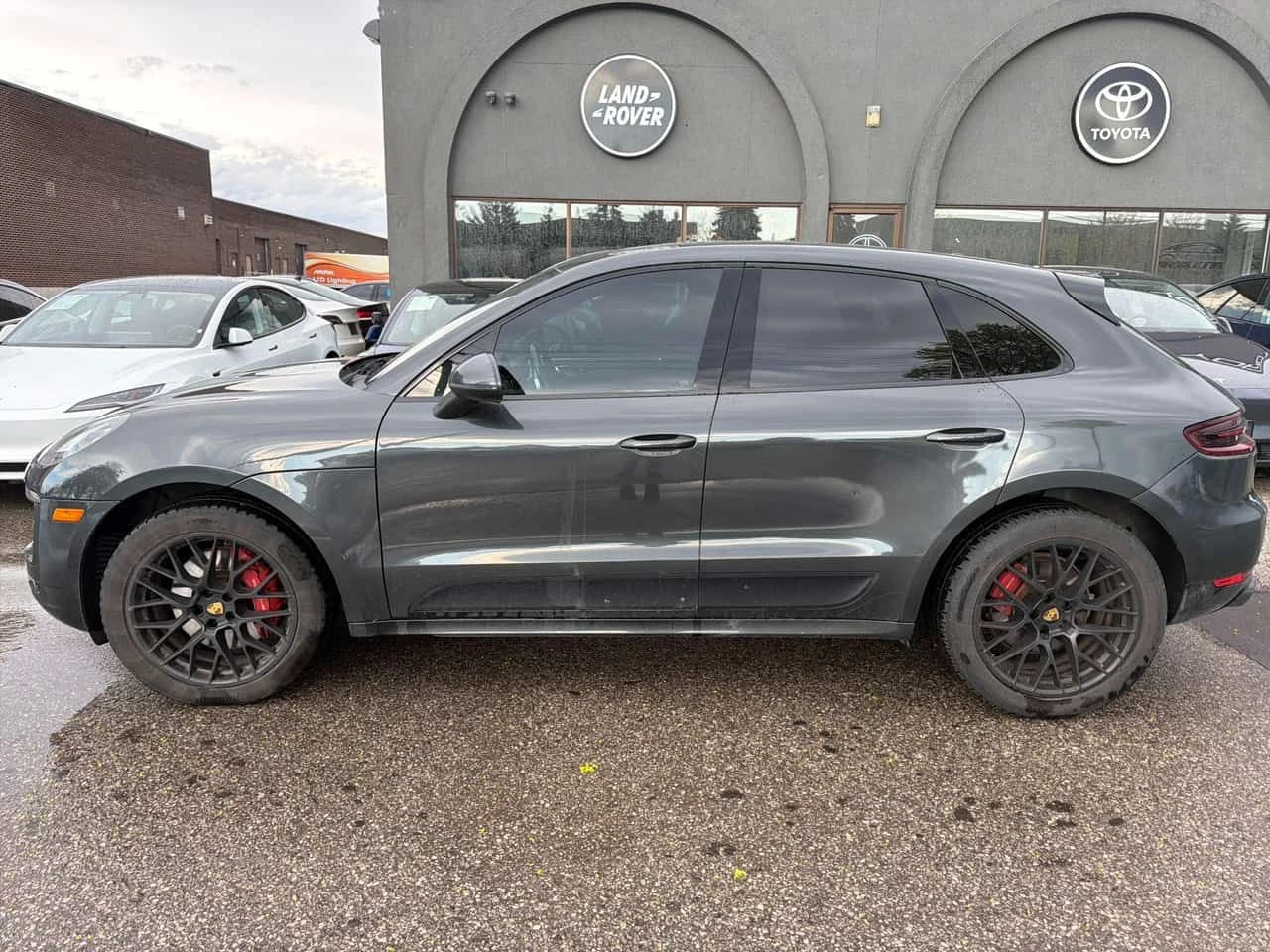 Porsche Macan * GTS * BOSE* PANORAMA* 360 КАМЕРИ* , снимка 2 - Автомобили и джипове - 54495251
