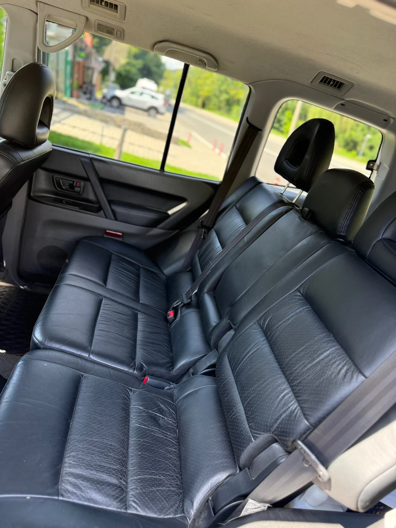 Mitsubishi Pajero, снимка 9 - Автомобили и джипове - 54660465