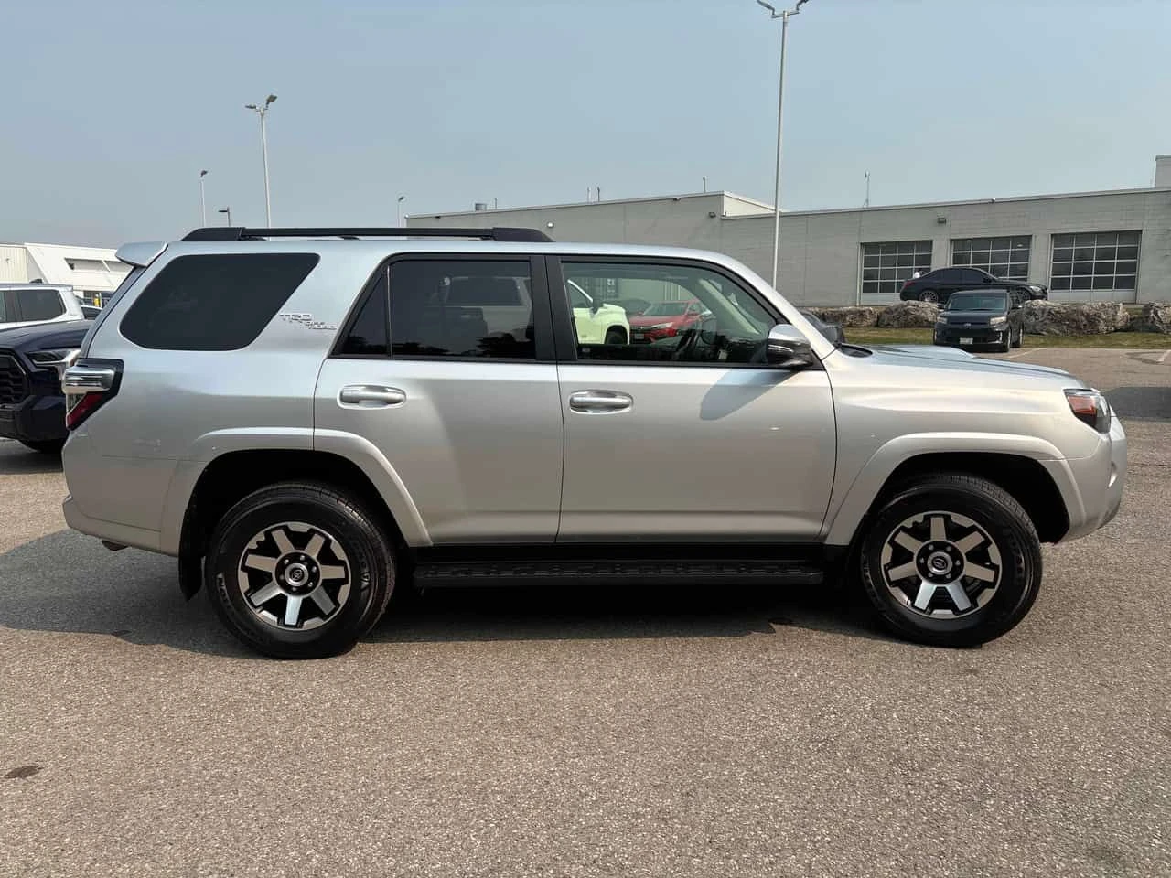Toyota 4runner * TRD* 4WD* АВТОКРЕДИТ БЕЗ ПЪРВОНАЧАЛНА ВНОСКА* , снимка 3 - Автомобили и джипове - 55499840
