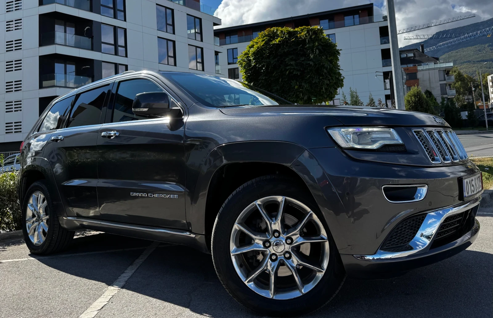 Jeep Grand cherokee Summit* 3.0d* Full Led, снимка 3 - Автомобили и джипове - 56207639