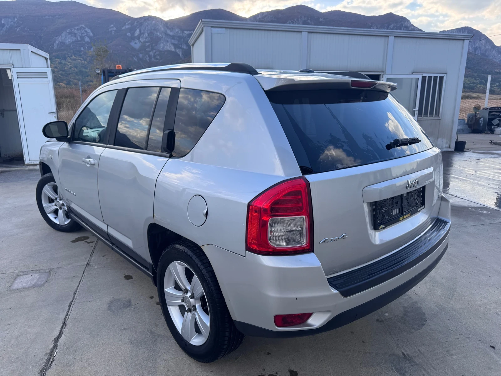 Jeep Compass AVTOMAT 4X4, снимка 4 - Автомобили и джипове - 56441973