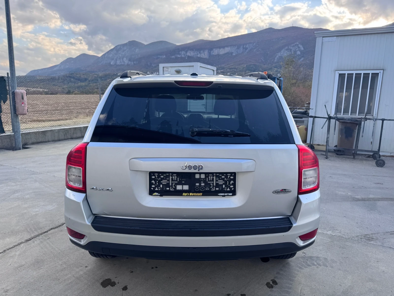 Jeep Compass AVTOMAT 4X4, снимка 5 - Автомобили и джипове - 56441973