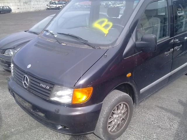 Mercedes-Benz Vito 110TD 2.2 CDI, снимка 2 - Бусове и автобуси - 48320348