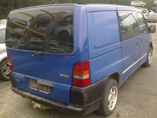 Mercedes-Benz Vito 110TD 2.2 CDI, снимка 10 - Бусове и автобуси - 48320348