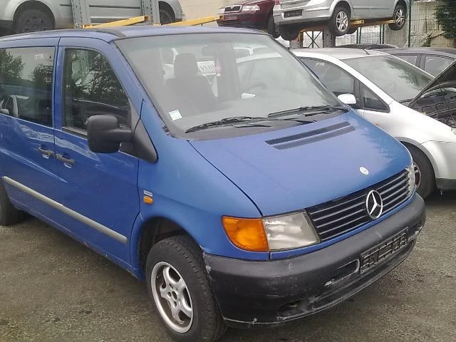 Mercedes-Benz Vito 110TD 2.2 CDI, снимка 8 - Бусове и автобуси - 48320348