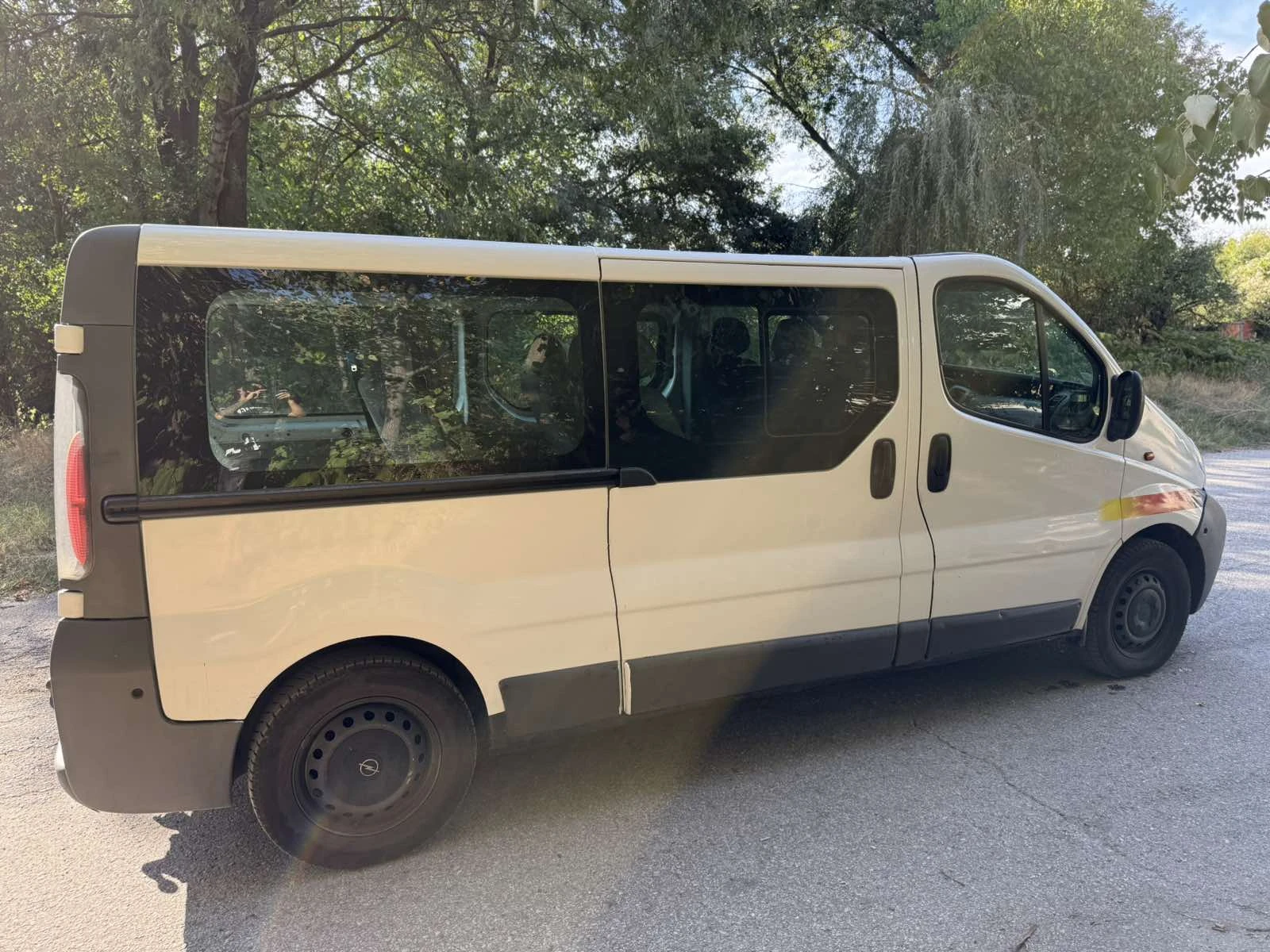 Opel Vivaro Дълга база - изображение 7