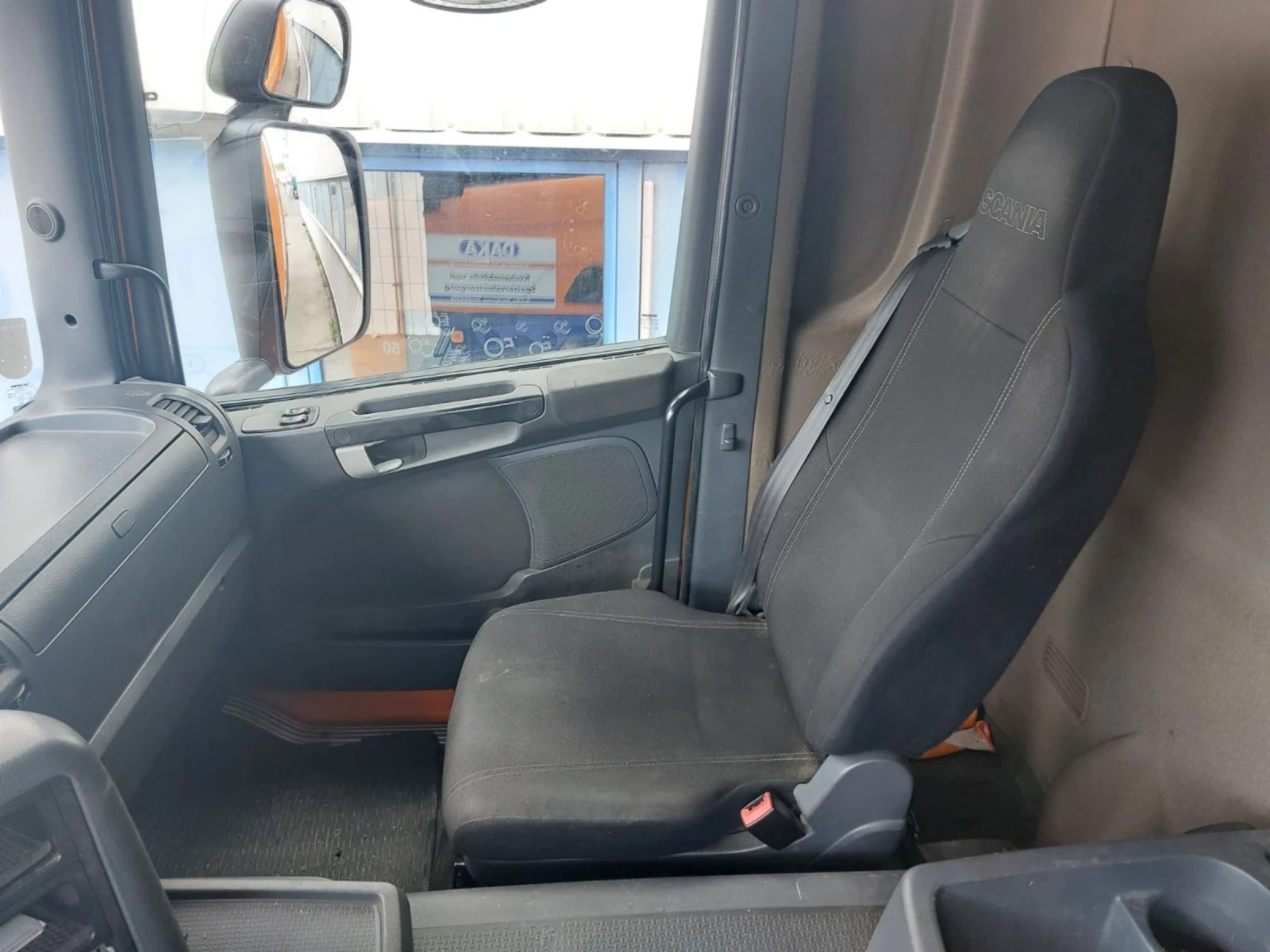 Scania G 450 EURO 6 ADR За изсмукване на ями, снимка 12 - Камиони - 55133481