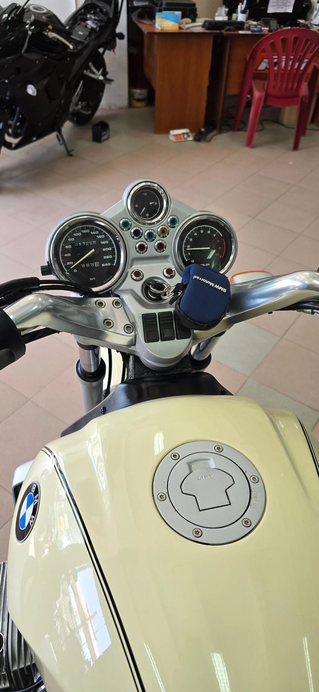 BMW R 850 R Лизинг !, снимка 8 - Мотоциклети и мототехника - 55463779