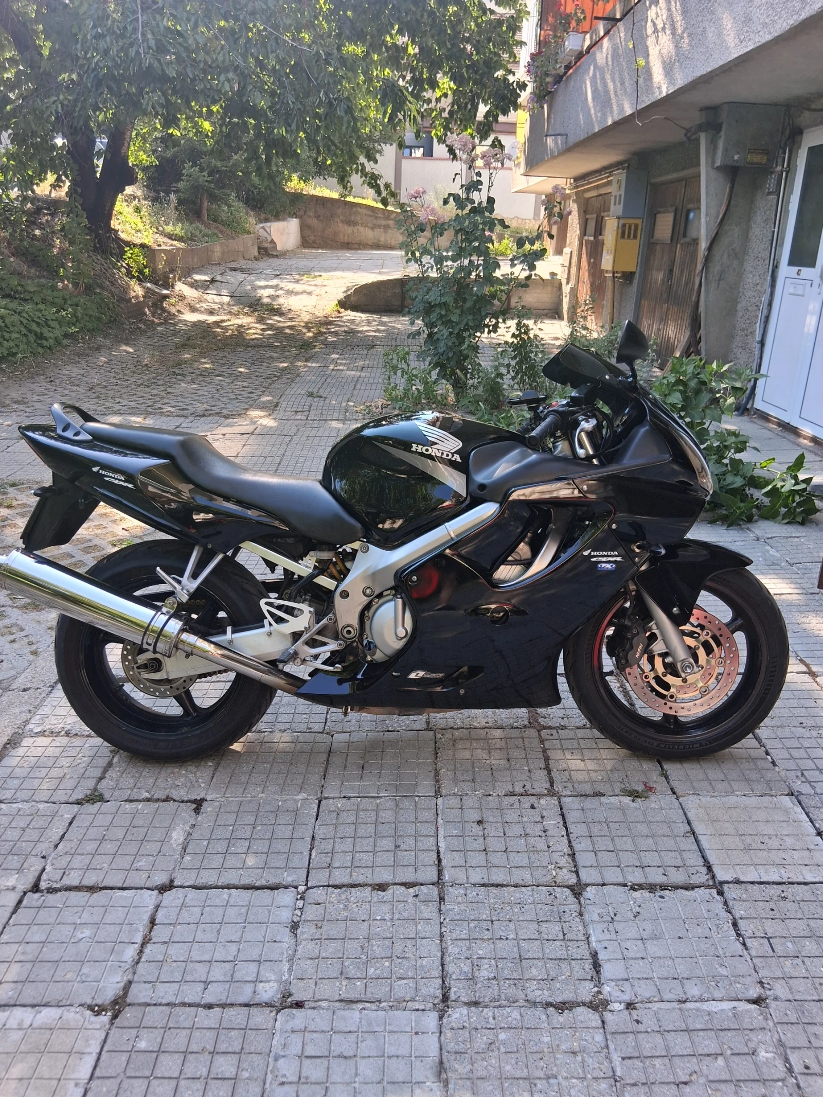 Honda Cbr CBR 600 F4 i, снимка 2 - Мотоциклети и мототехника - 55664529