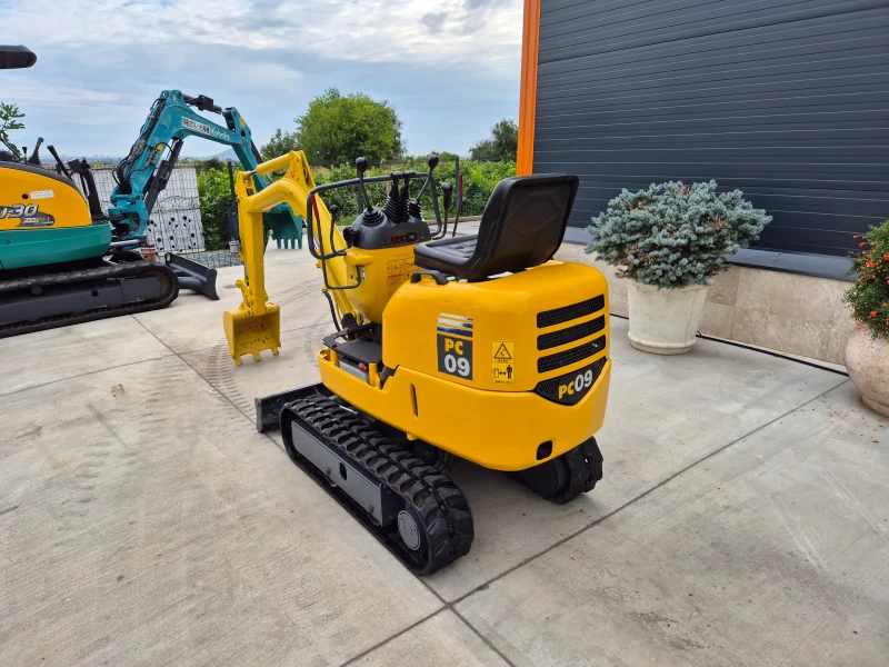 Багер Komatsu 1 тон / ПЕРФЕКТЕН / РАЗТВАРЯ ВИРИГИТЕ / , снимка 3 - Индустриална техника - 51211436