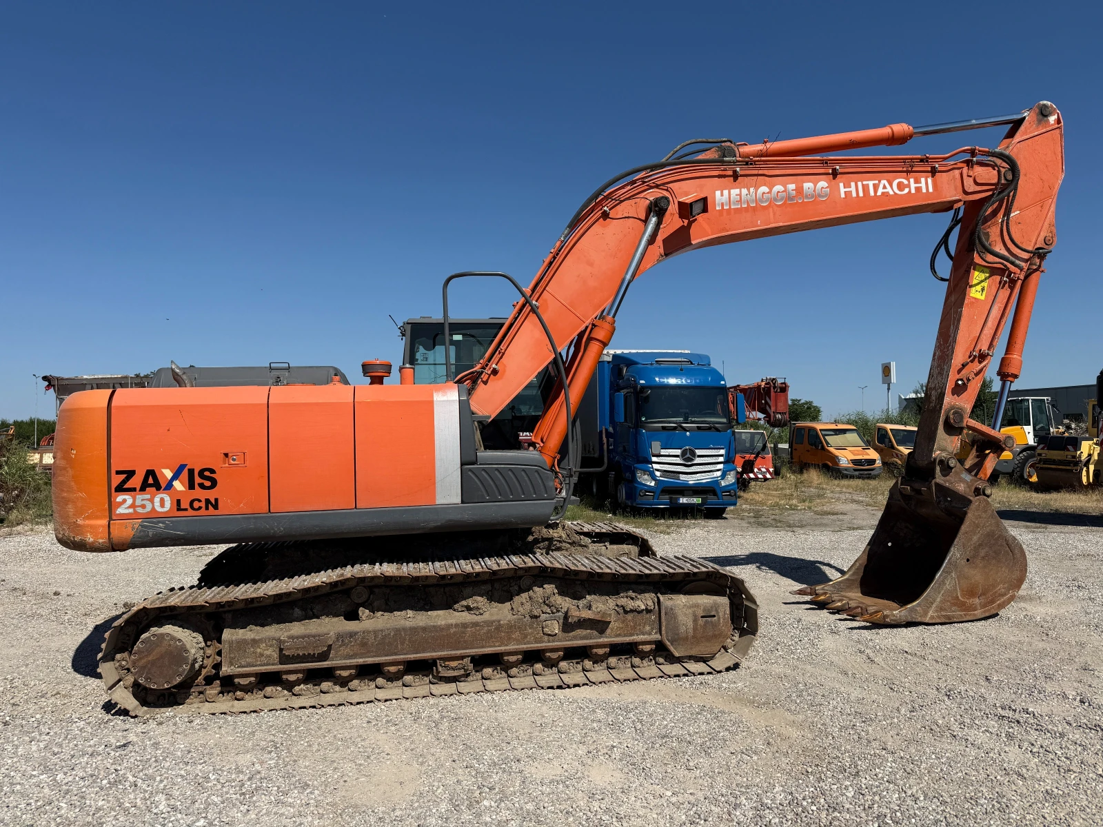 Багер Hitachi ZX 250 LCN-3, снимка 2 - Индустриална техника - 56374576