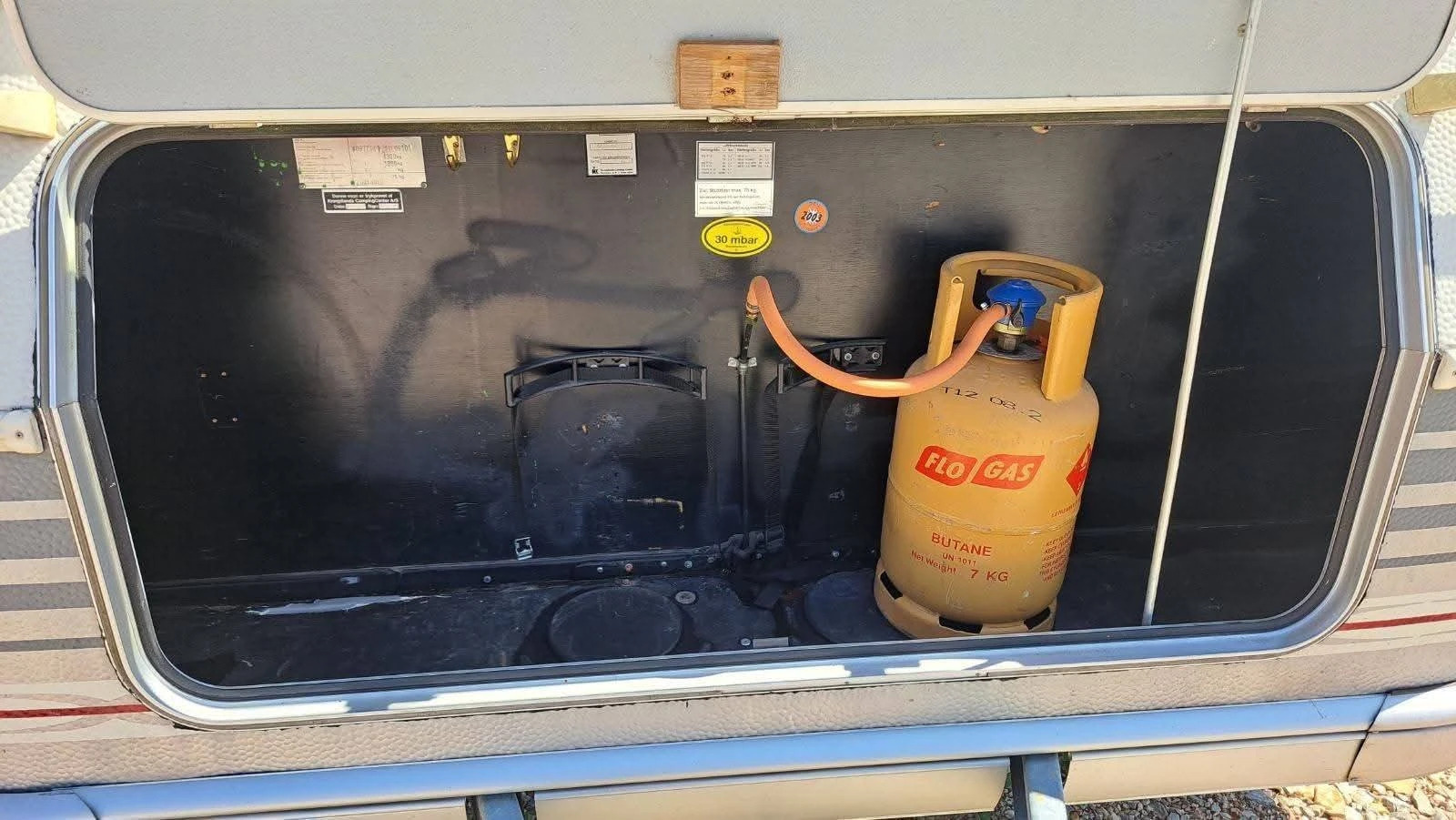 Каравана LMC Регистрирана , снимка 6 - Каравани и кемпери - 53916658