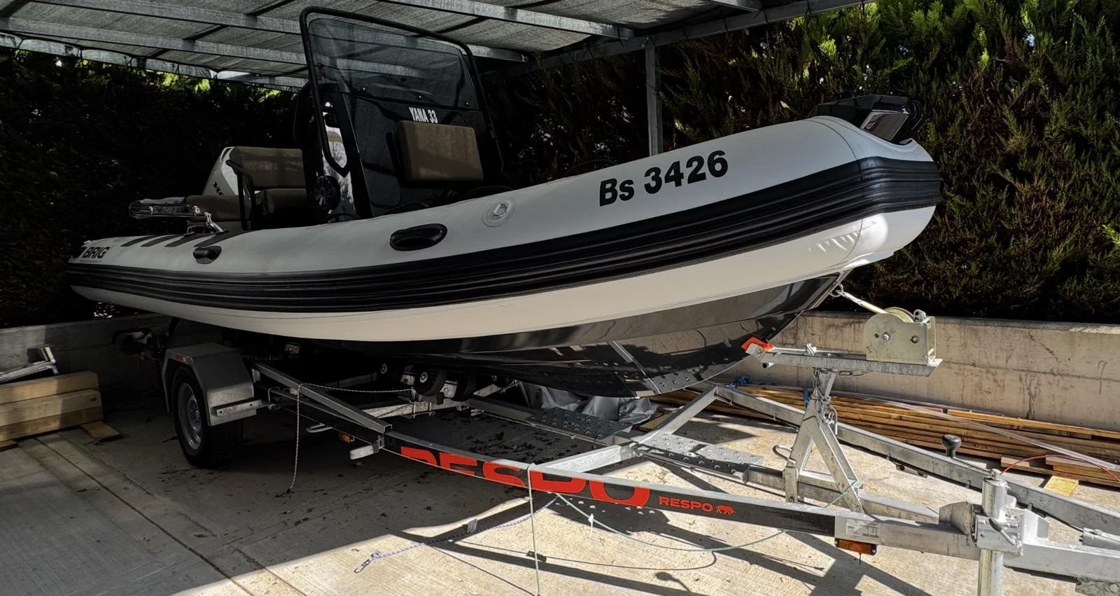 Надуваема лодка Brig N610