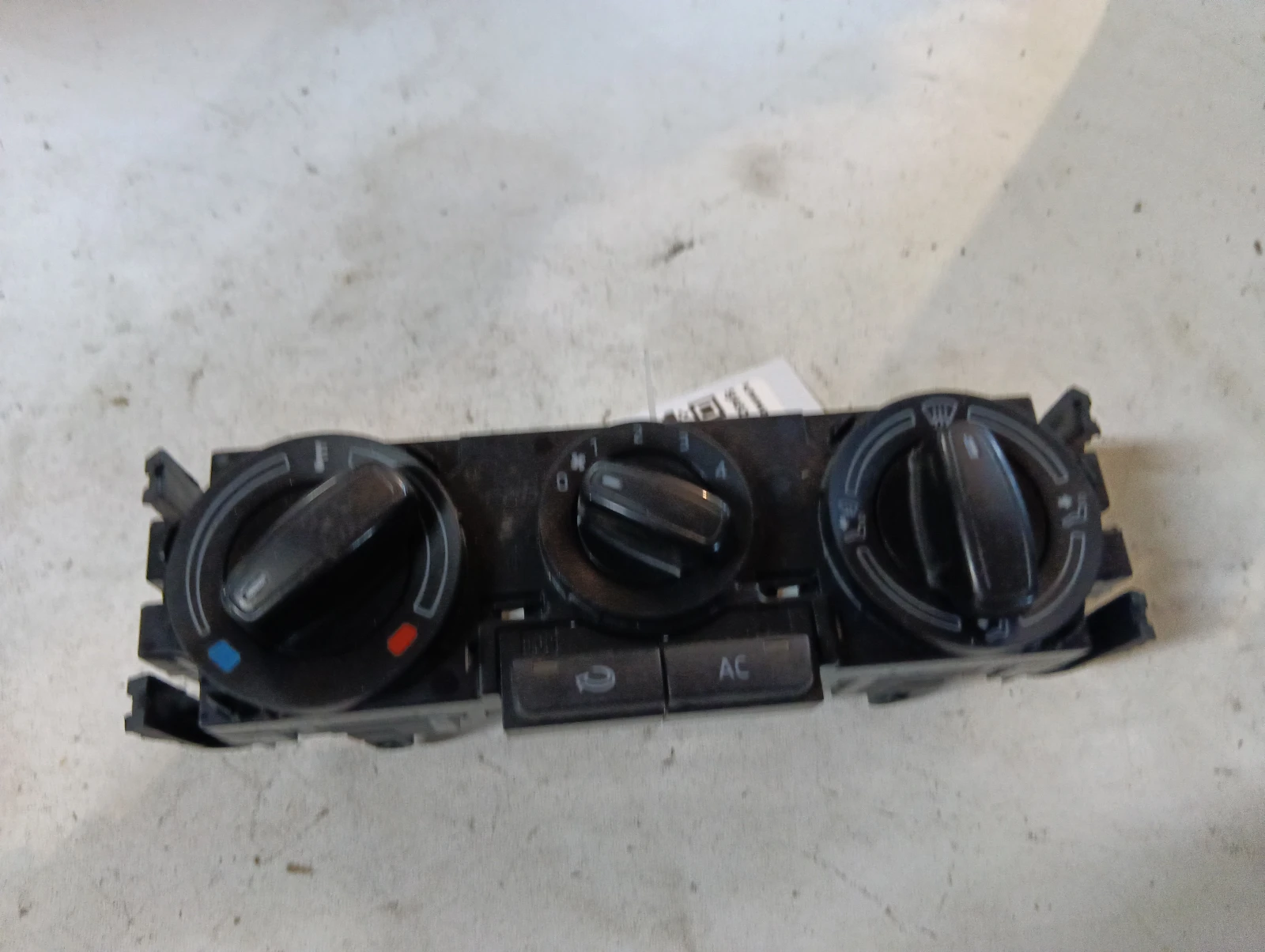 климатроник преден 5JA820045 Skoda Rapid