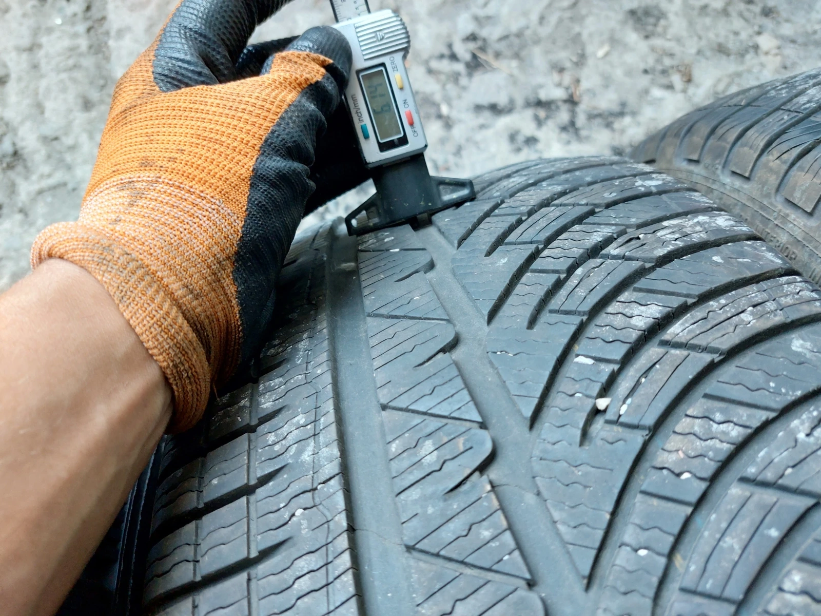 ���� 245/45R18 | Mobile.bg � ����������� 4