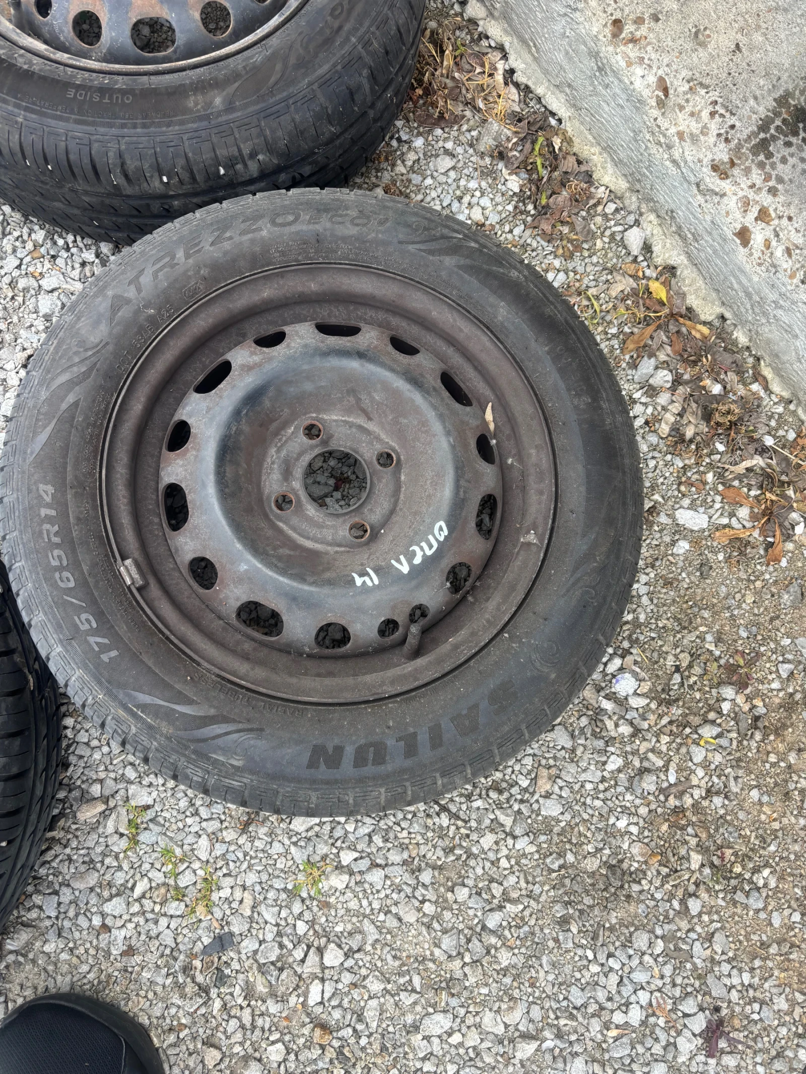 Гуми с джанти Syron 175/65R14, снимка 7 - Гуми и джанти - 54253797