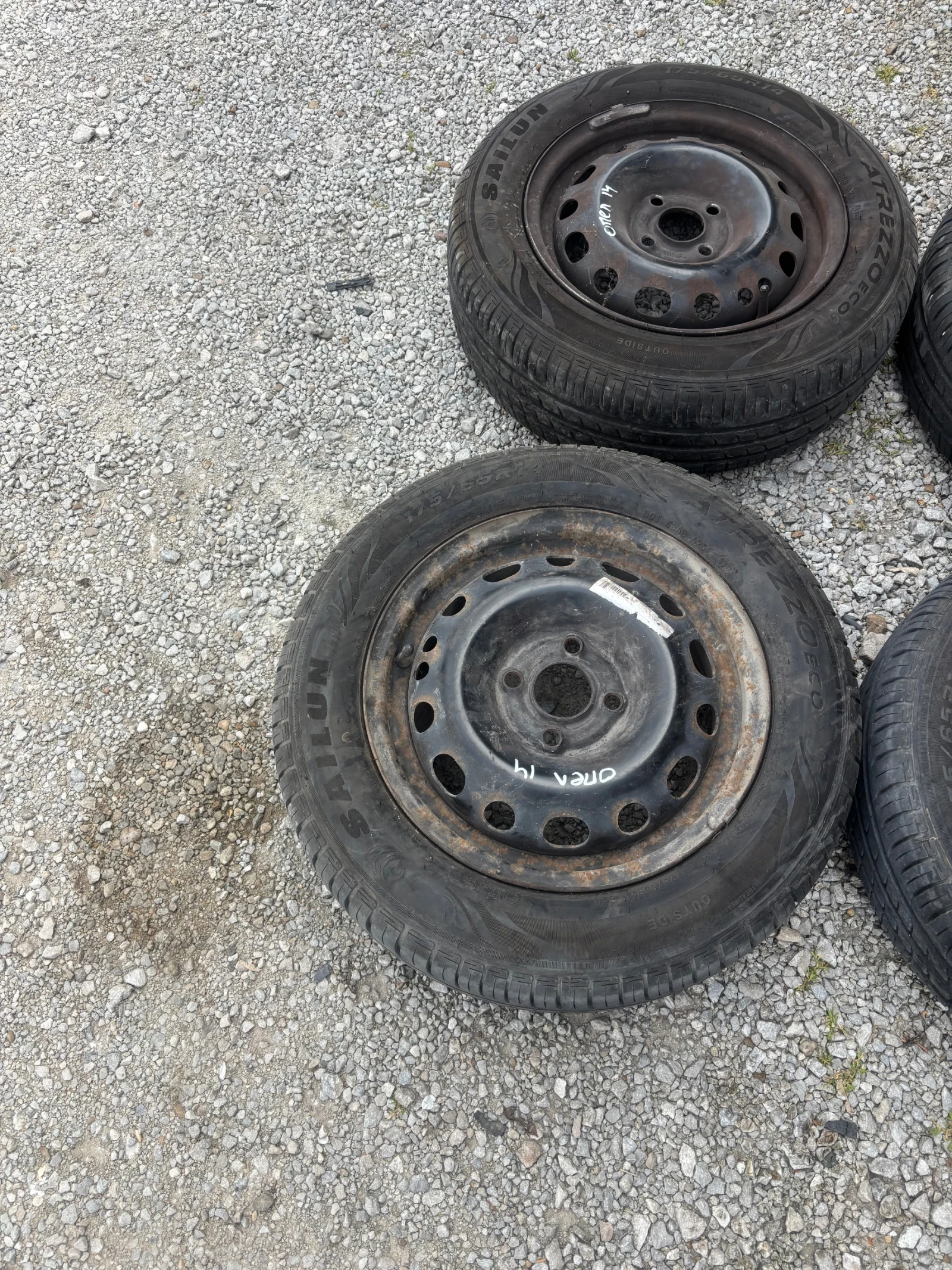 Гуми с джанти Syron 175/65R14, снимка 4 - Гуми и джанти - 54253797