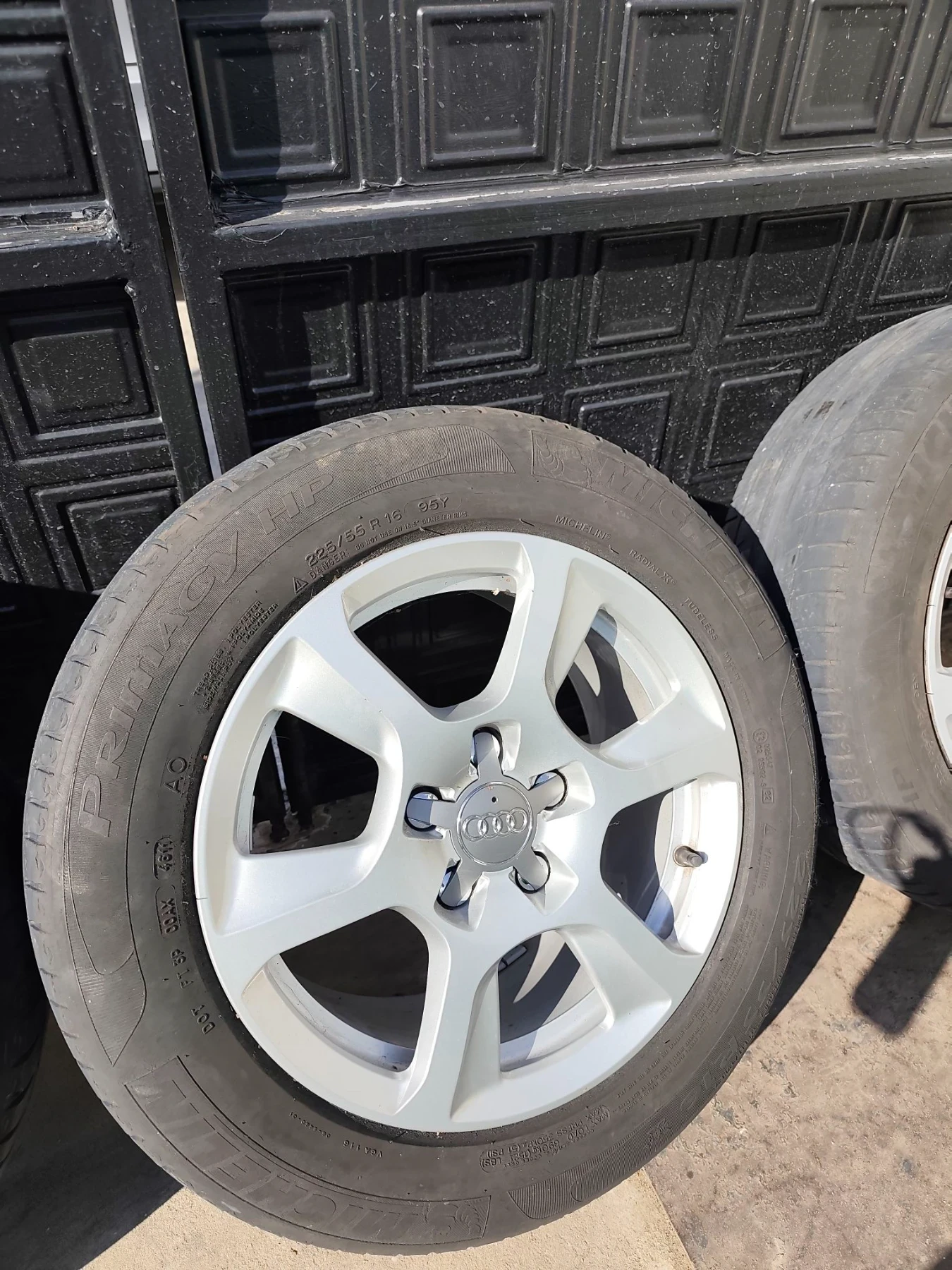 Гуми с джанти Kumho 205/55R16, снимка 8 - Гуми и джанти - 55422785