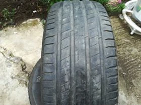      255/60R18