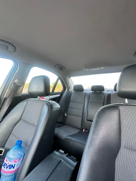 Mercedes-Benz C 200, снимка 7