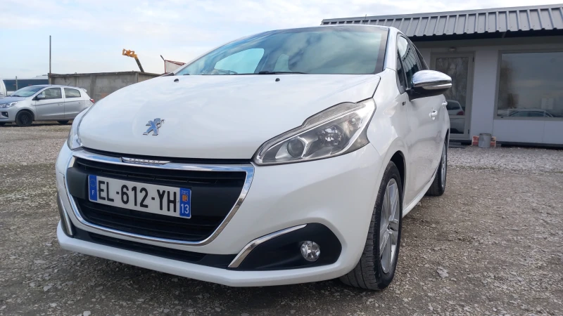 Peugeot 208 1.6HDI-EURO6/НАВИГАЦИЯ/АВТОПИЛОТ , снимка 1 - Автомобили и джипове - 48856015