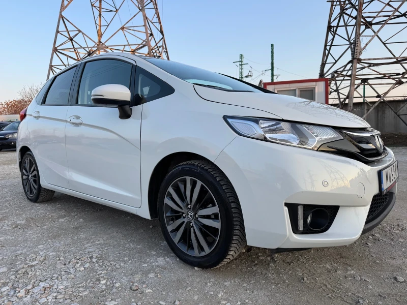 Honda Jazz АВТОМАТ / КАМЕРА / НАВИ / KEYLESS, снимка 5 - Автомобили и джипове - 49026195