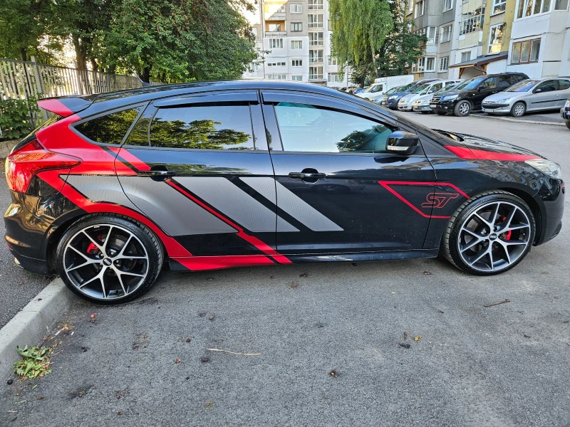 Ford Focus ST, снимка 14 - Автомобили и джипове - 49446634